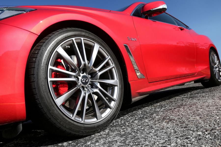 Детали экстерьера Infiniti Q60 Red Sport 2016 года  (AU) (фото 34 из 40)